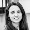 Iva Tchasovnikarova headshot